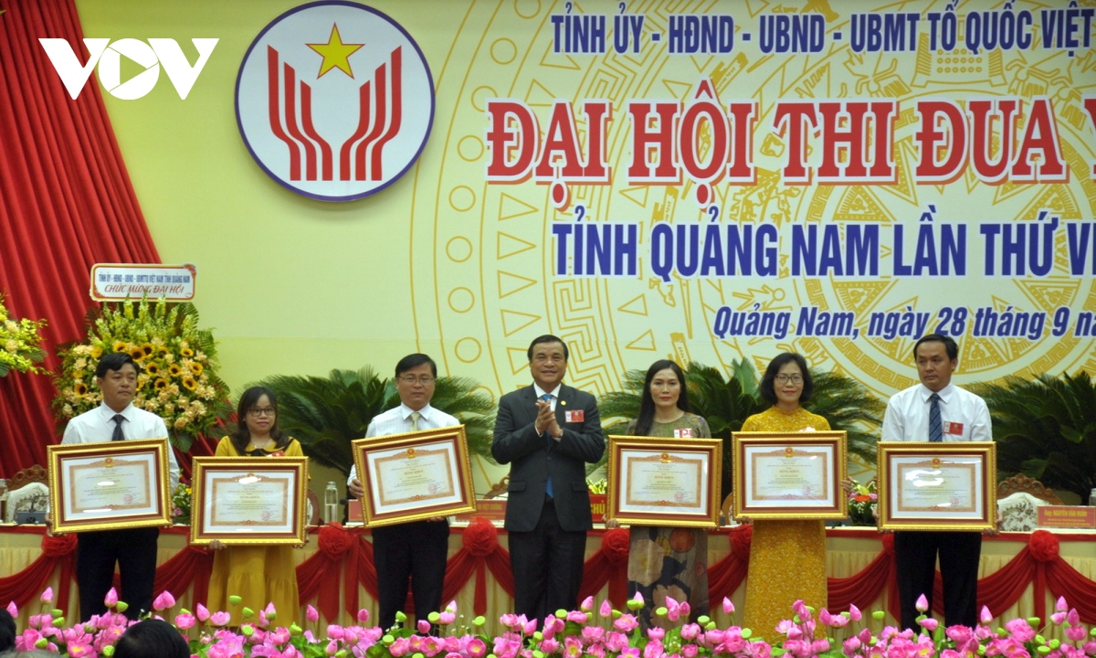 Quảng Nam: Cán bộ, đảng viên cần gương mẫu trong các phong trào thi đua